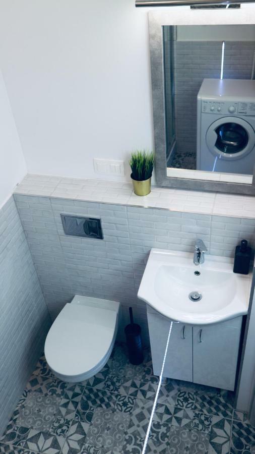 Golda Apartments Lodz  Ngoại thất bức ảnh